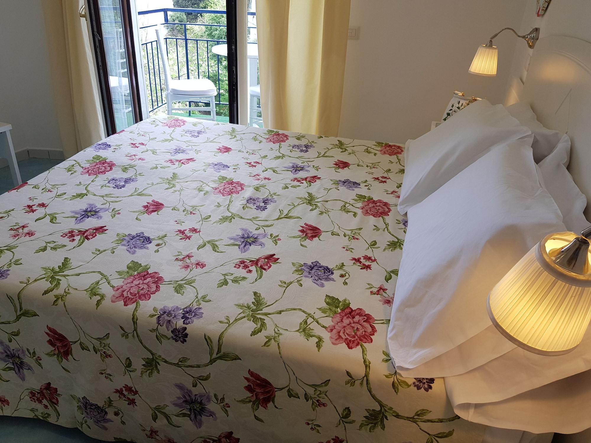 ויקו אקוונסה Hotel Oriente מראה חיצוני תמונה