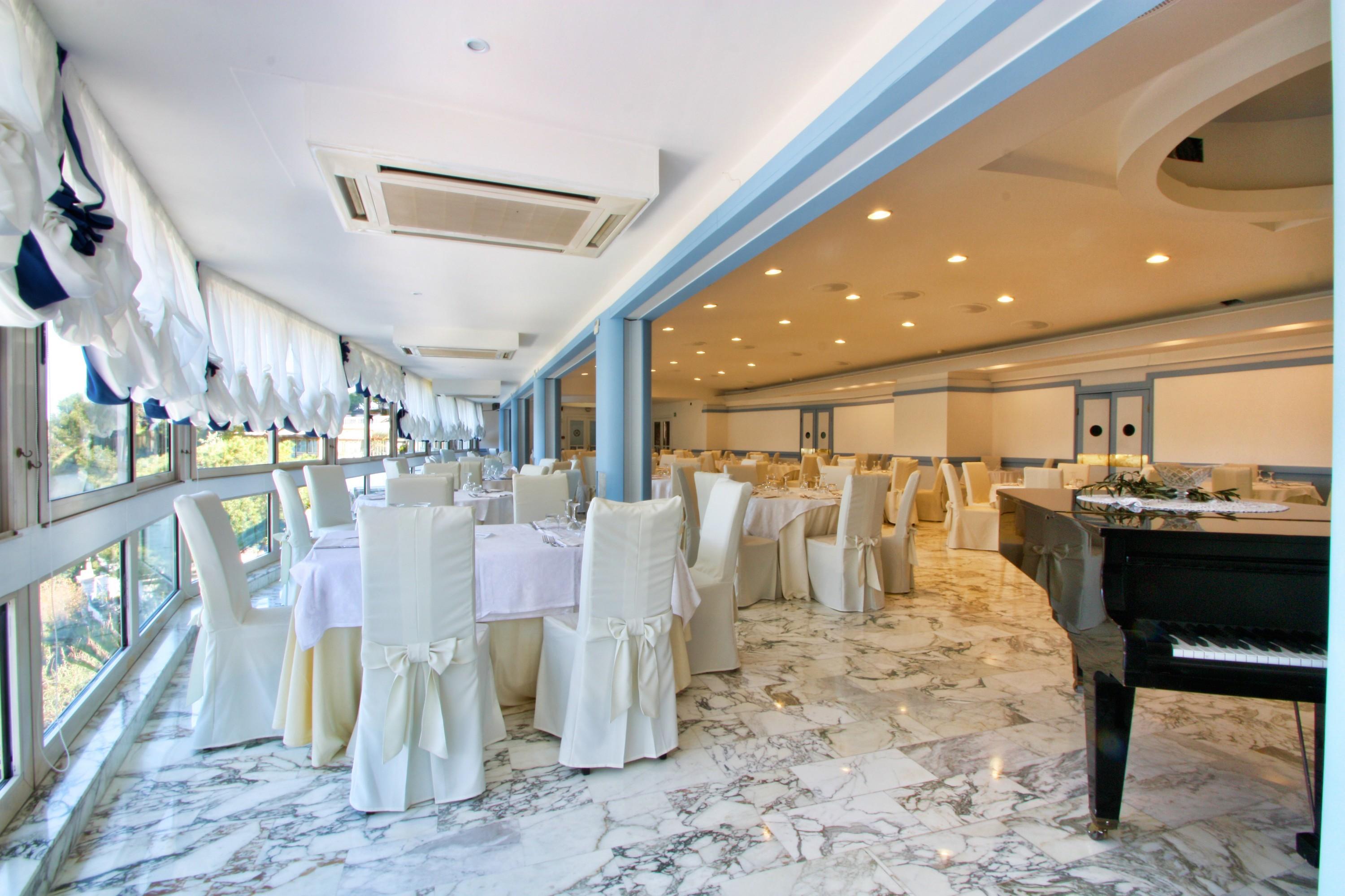ויקו אקוונסה Hotel Oriente מראה חיצוני תמונה