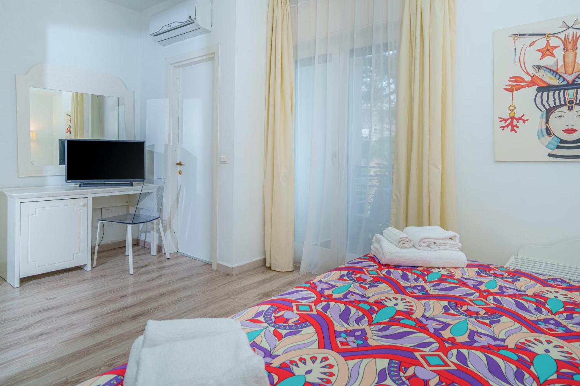 ויקו אקוונסה Hotel Oriente מראה חיצוני תמונה