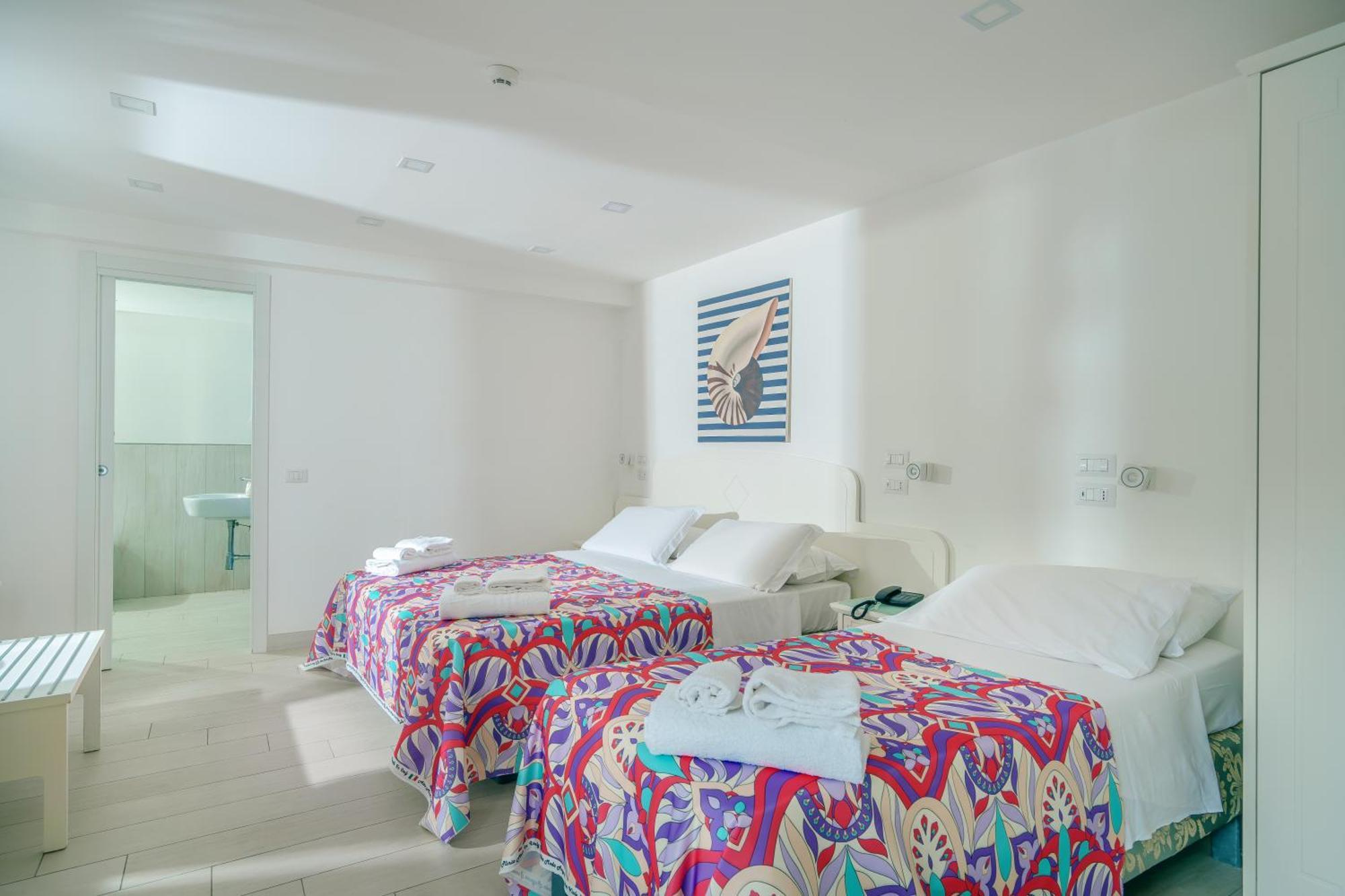 ויקו אקוונסה Hotel Oriente מראה חיצוני תמונה